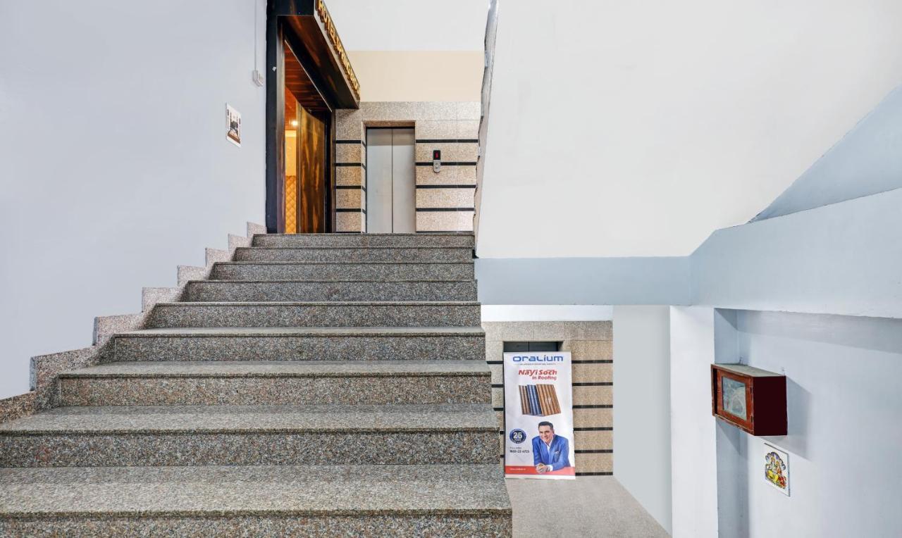 Treebo Spring Brook Hotel Guwahati Exterior foto
